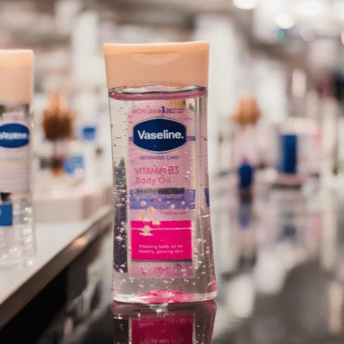 Vaseline Vitamin B3 body oil bottle