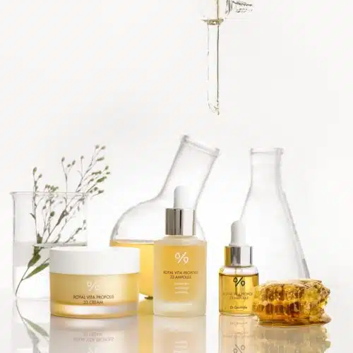 Dr. Ceuracle propolis glow cream jar
