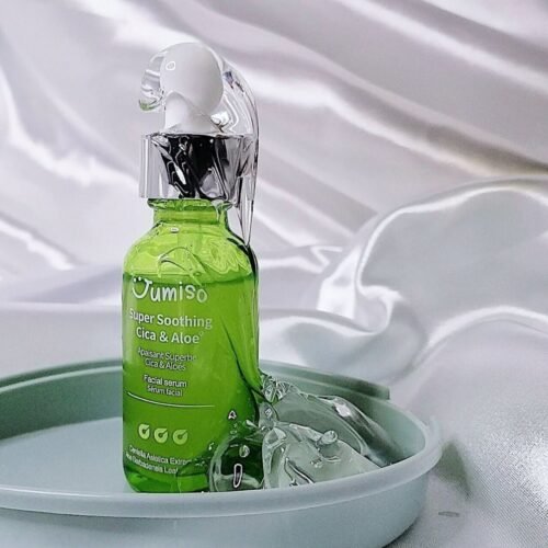 Jumiso Cica & Aloe Serum bottle