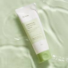 iUNIK Centella Gel Cream tube